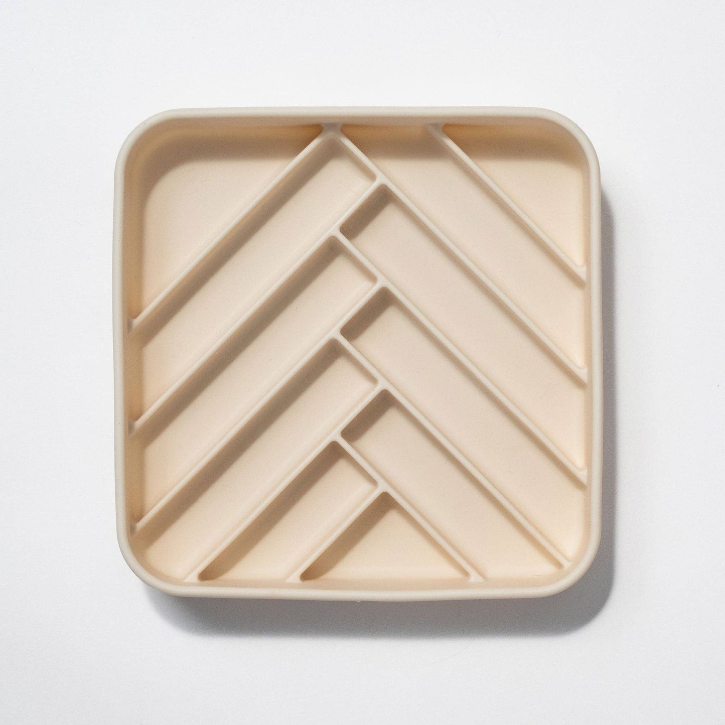 Dogged - chevron slow feeder bowl - buttercream: Buttercream