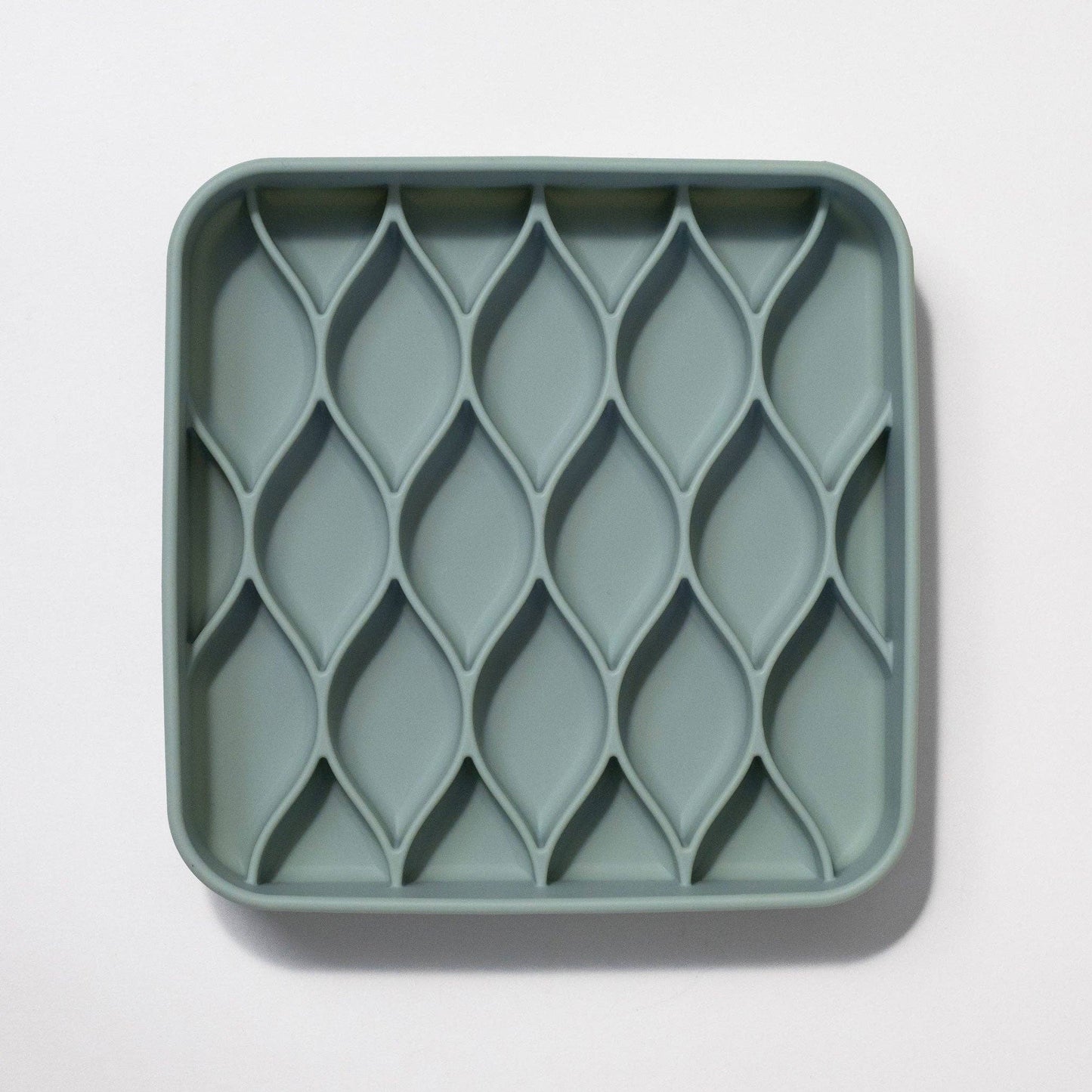 Dogged - argyle slow feeder bowl - seafoam: Seafoam